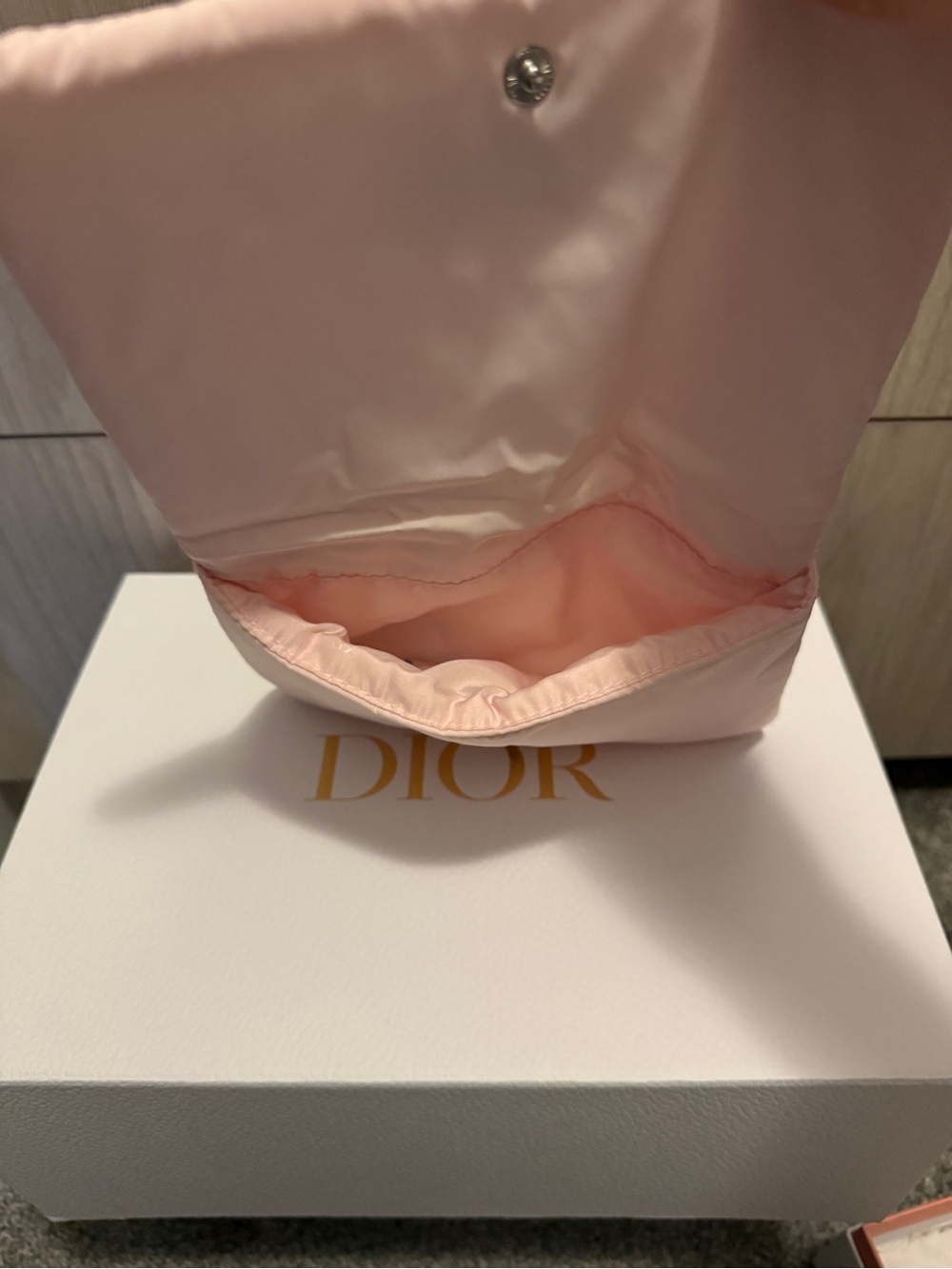 Dior Pale Pink Padded Clutch with CD Logo - Picture 4 of 6